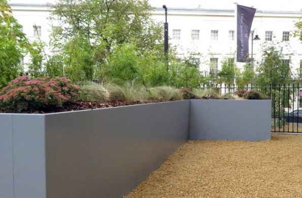 EverEdge Planter